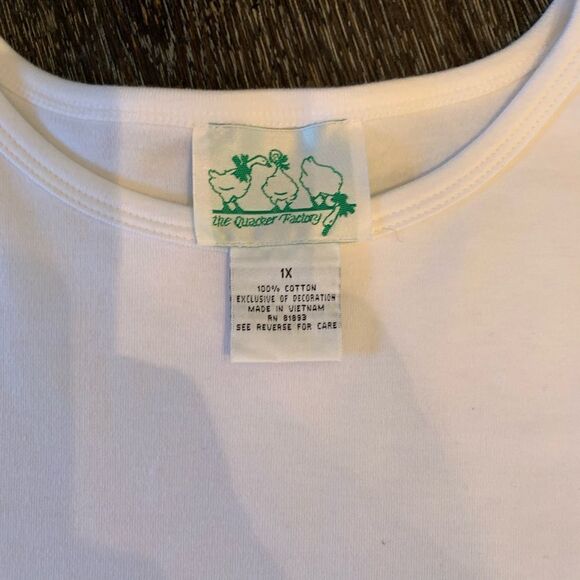 Quacker Factory Kiss My I’m Irish Crystal Embellished White  T-Shirt sz 1X NWOT - Picture 3 of 4